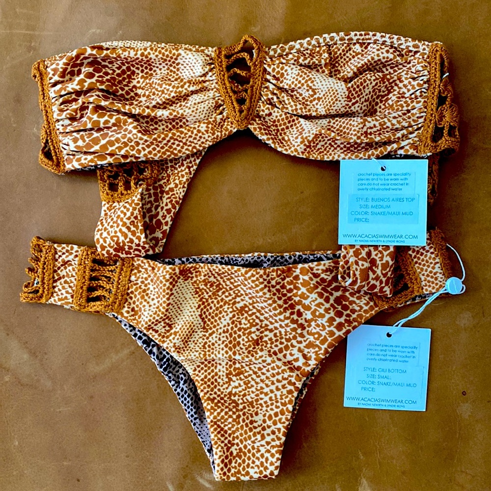 NWT OG Mud Snake set